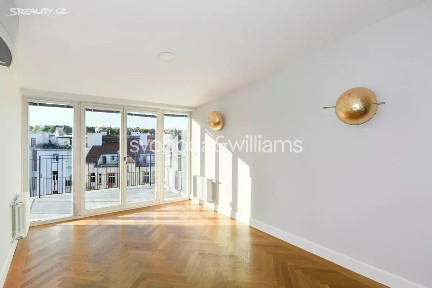Pronájem bytu 4+kk 155 m² Vězeňská, Praha - Staré Město