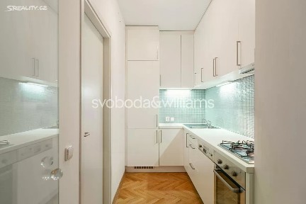 Pronájem bytu 4+kk 102 m² Kubelíkova, Praha - Žižkov