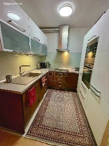 Pronájem bytu 4+kk 99 m² Jana Přibíka, Praha - Vysočany