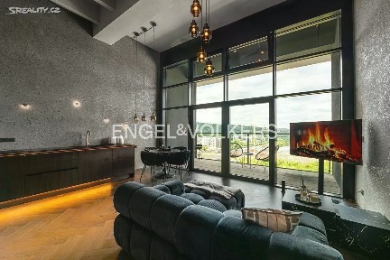 Pronájem bytu 2+kk 56 m² Československého exilu, Praha - Modřany