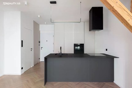 Pronájem bytu 3+kk 95 m² Vrtbova, Praha - Nusle