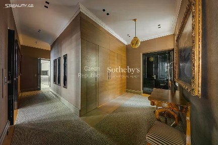 Pronájem bytu 5+1 200 m² Petrské náměstí, Praha - Nové Město