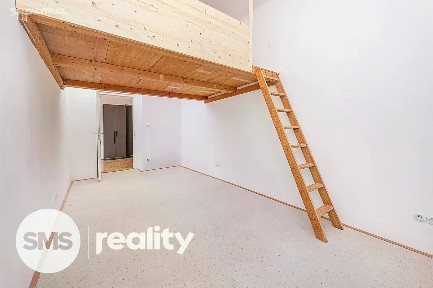 Pronájem bytu 3+kk 72 m² Křižíkova, Praha - Karlín