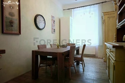 Pronájem bytu 3+1 95 m² Korunní, Praha - Vinohrady