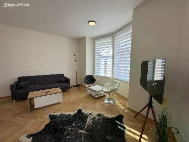 Pronájem bytu 2+kk 60 m² Žitomírská, Praha - Vršovice