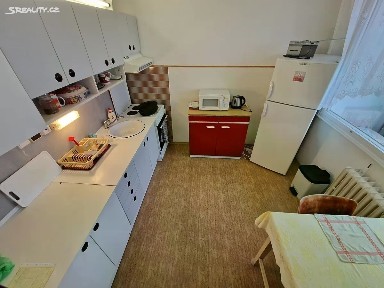 Pronájem bytu 2+1 60 m² Běluňská, Praha - Horní Počernice
