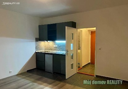 Pronájem bytu 1+kk 23 m² Freyova, Praha - Vysočany