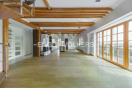 Pronájem bytu 4+kk 202 m² Na Hřebenkách, Praha - Smíchov