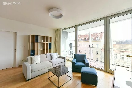 Pronájem bytu 2+kk 71 m² Holečkova, Praha - Smíchov