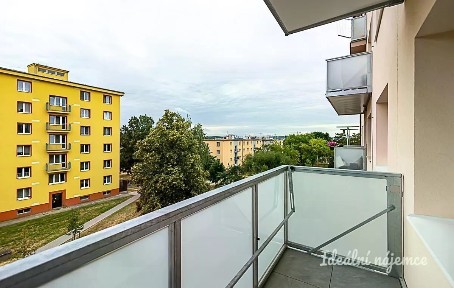 Pronájem bytu 2+1 54 m² Zelenečská, Praha - Hloubětín