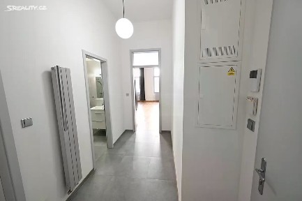 Pronájem bytu 1+kk 43 m² Vinohradská, Praha - Vinohrady