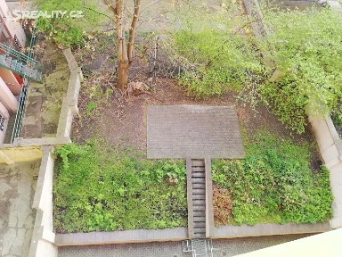 Pronájem bytu 2+1 80 m² Roháčova, Praha - Žižkov