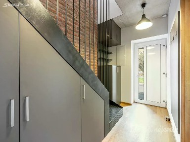 Pronájem bytu 3+kk 68 m² Zárubova, Praha - Kamýk
