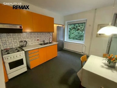 Pronájem bytu 2+1 80 m² Lípová, Jihlava - Horní Kosov