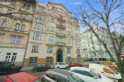 Praha, Praha 5, Smíchov, Janáčkovo nábřeží, 5