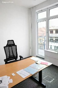 Pronájem kanceláře 175 m²