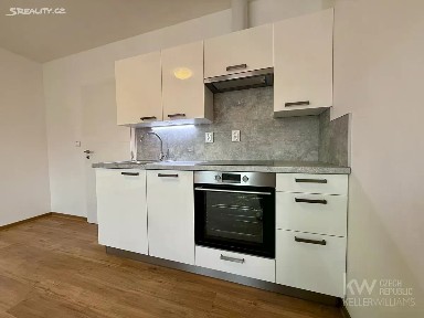 Pronájem bytu 2+kk 48 m² Havlíčkova, Plzeň - Jižní Předměstí