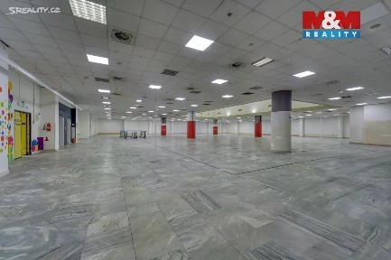 Pronájem obchodního prostoru 1603 m²