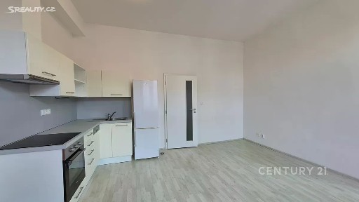 Pronájem bytu 1+1 57 m² Karlova, Plzeň - Jižní Předměstí