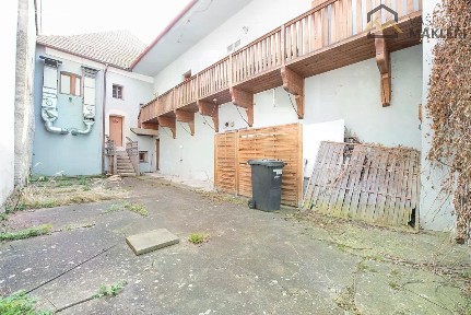 Ledeč nad Sázavou, Havlíčkův Brod, Husovo náměstí