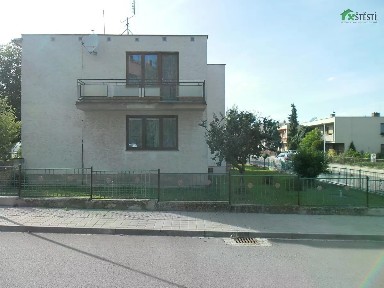 Prodej rodinného domu 190 m², pozemek 636 m²