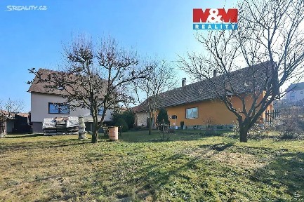 Prodej rodinného domu 250 m², pozemek 978 m²