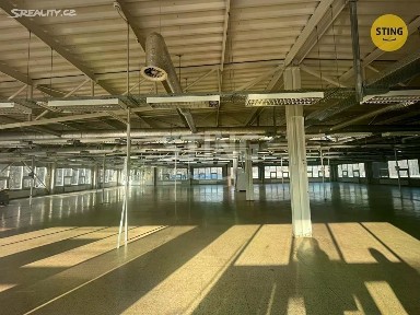 Pronájem skladového prostoru 500 m²