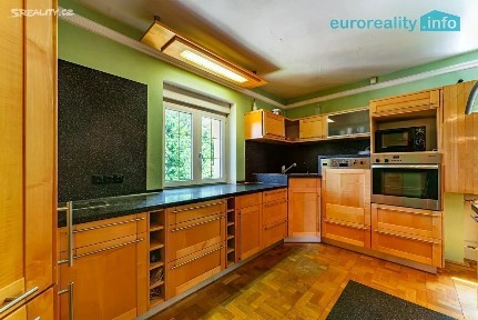 Pronájem rodinného domu 210 m², pozemek 1068 m² Březová, Aš
