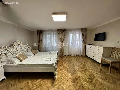 Prodej ubytovacího zařízení 351 m²