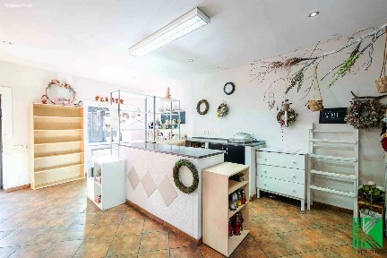 Prodej obchodního prostoru 182 m²