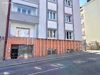 Prodej obchodního prostoru 74 m²
