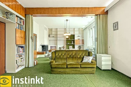 Prodej činžovního domu 470 m² V Rovinách, Praha - Podolí