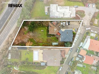 Prodej kanceláře 253 m²