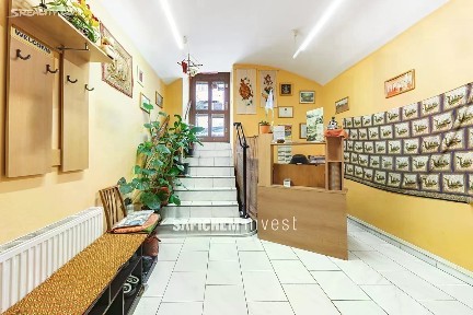 Prodej obchodního prostoru 92 m² Moravská, Praha - Vinohrady