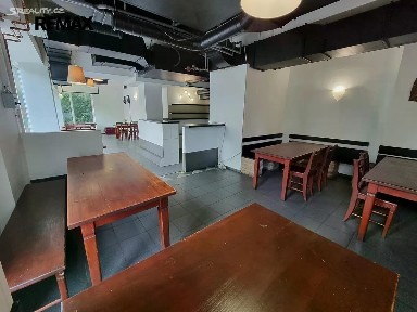 Prodej obchodního prostoru 136 m² Kudrnova, Praha - Motol