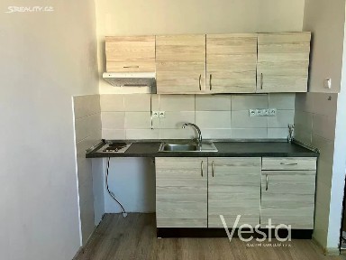 Pronájem bytu 1+kk 23 m² Slovanská, Děčín - Děčín VI-Letná