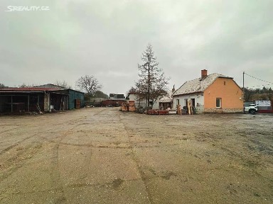 Nádražní, Klobouky u Brna