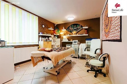 Prodej obchodního prostoru 376 m²