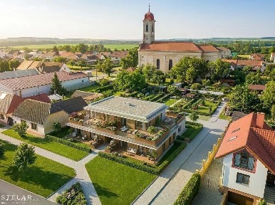 Prodej rodinného domu 476 m², pozemek 3188 m²