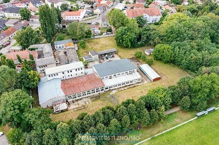 Prodej výrobní haly, prostoru 12000 m²