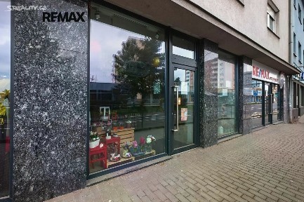 Prodej obchodního prostoru 82 m²