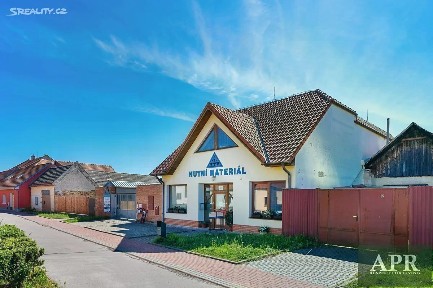 Prodej obchodního prostoru 320 m²