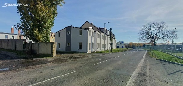 Pronájem bytu 2+1 74 m² Kamenný Pahorek, Košťany