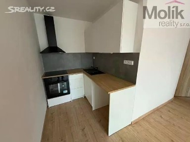 Pronájem bytu 2+kk 39 m² Komořanská, Most