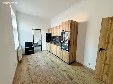 Pronájem bytu 2+1 69 m² Ferrerova, Duchcov