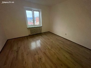 Pronájem bytu 1+kk 27 m² Bratislavská, Ústí nad Labem - Ústí nad Labem-centrum
