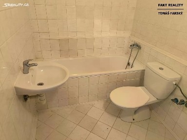Pronájem bytu 1+1 36 m² Želenická, Děčín