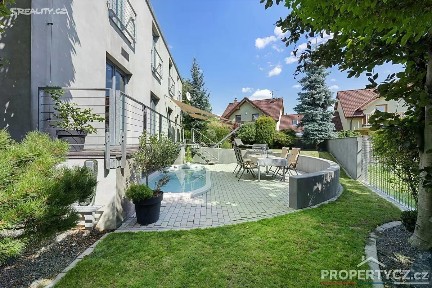 Prodej vícegeneračního domu 345 m², pozemek 520 m²
