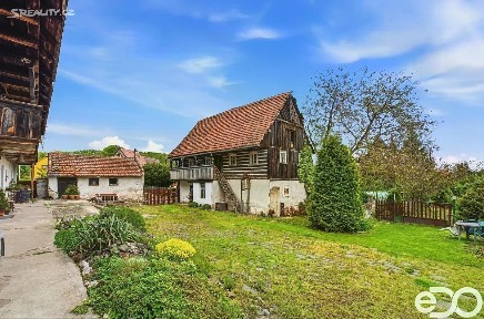 Kravaře, Česká Lípa, Veliká