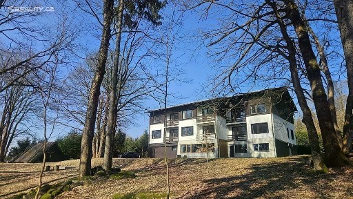 Janov nad Nisou, Jablonec nad Nisou